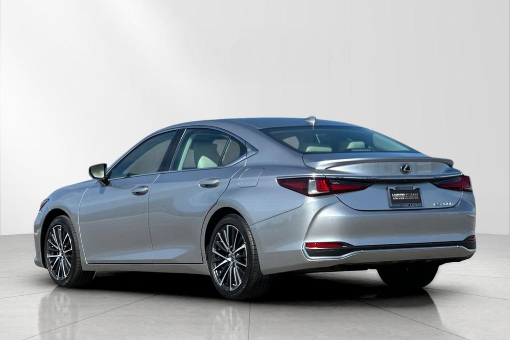 Certified 2025 Lexus ES 300h w/ Premium Package FWD image 4