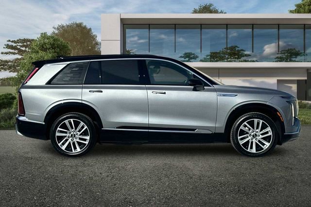 New 2026 Cadillac Vistiq Luxury image 3