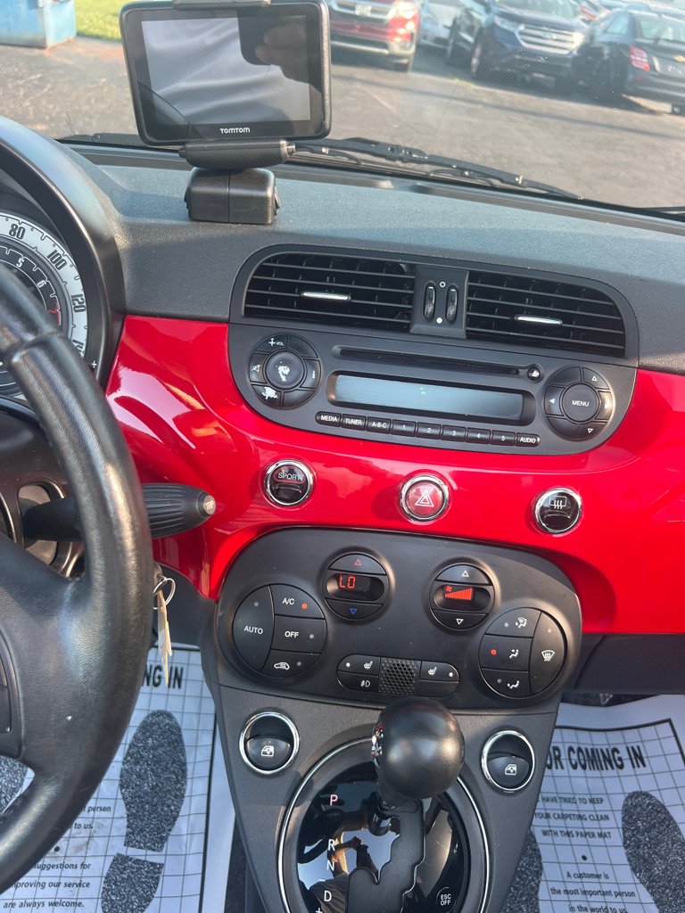 Used 2012 FIAT 500 Lounge w/ Luxury Leather Pkg FWD image 25