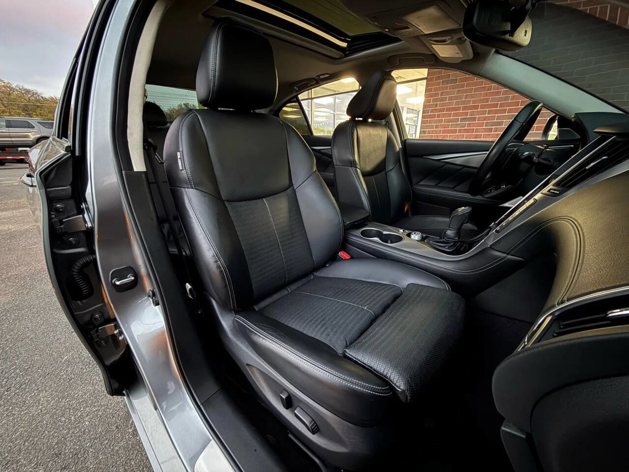 Used 2020 INFINITI Q50 Sport image 29