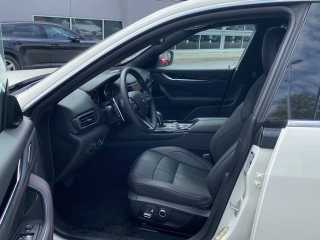 New 2024 Maserati Levante GT Ultima image 21