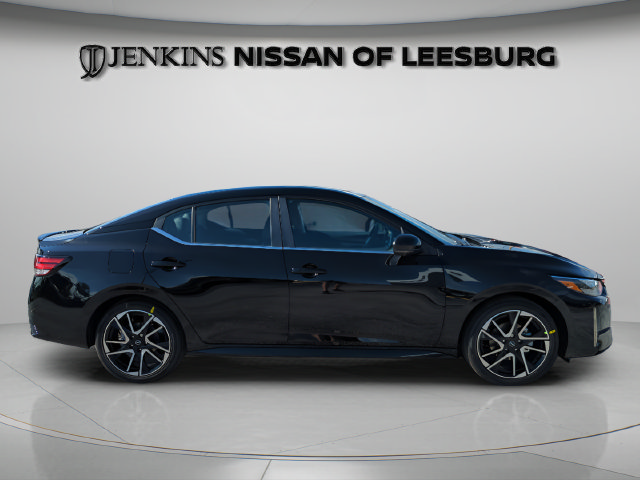Certified 2025 Nissan Sentra SR w/ SR Premium Package FWD image 2