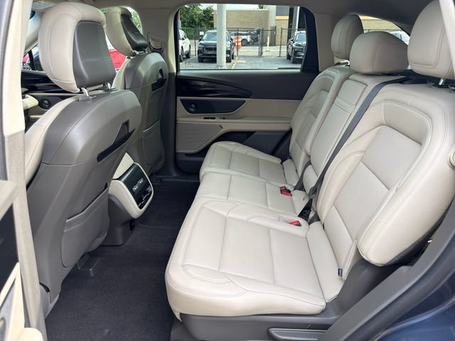 Used 2024 Lincoln Nautilus Premier w/ Equipment Group 102A AWD/4WD image 27