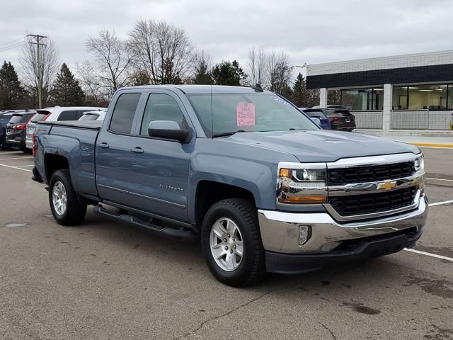 Used 2016 Chevrolet Silverado 1500 LT w/ All Star Edition image 2