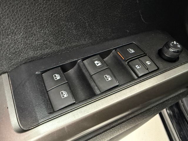 Used 2023 Toyota Tacoma SR5 RWD image 27
