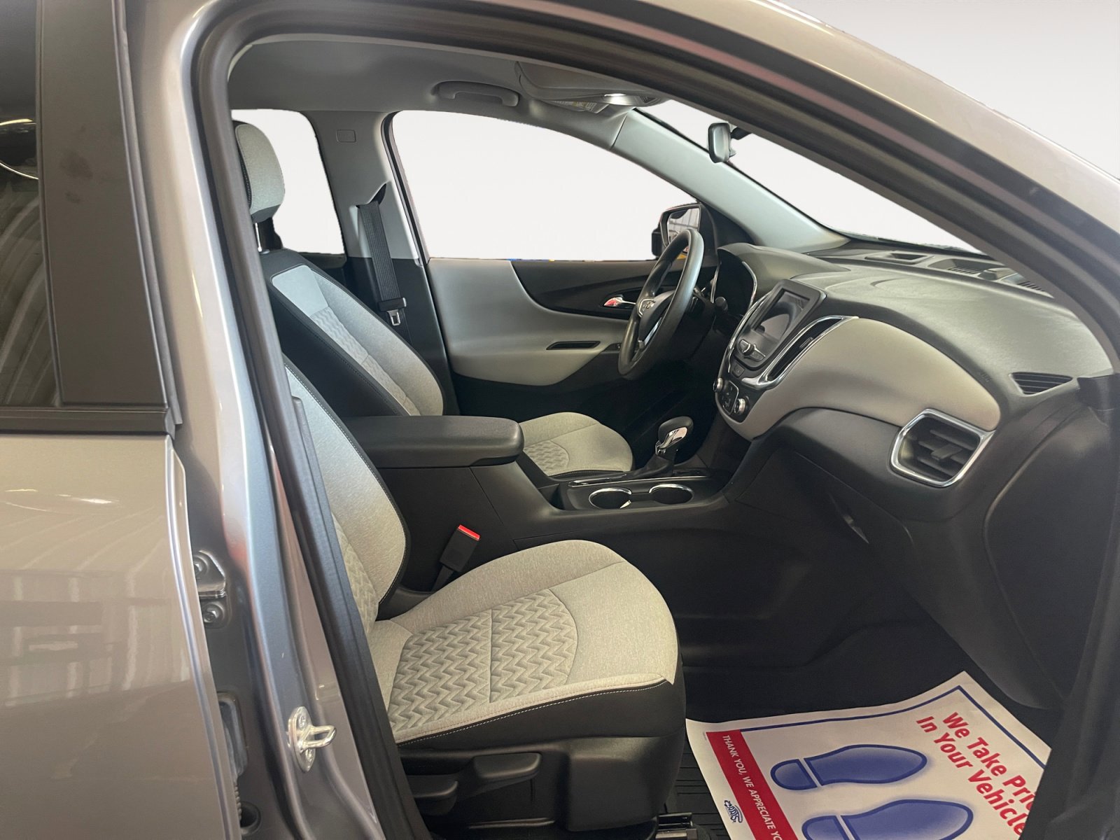Used 2024 Chevrolet Equinox LS w/ LS Convenience Package AWD/4WD image 15