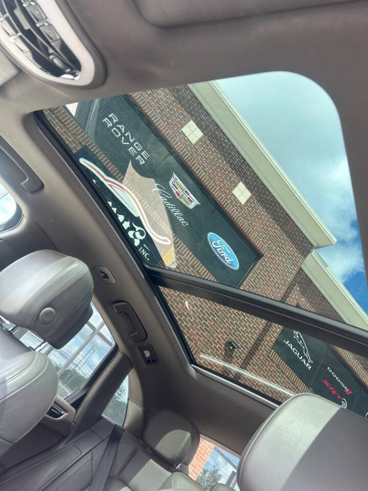 Used 2017 Porsche Macan S image 32