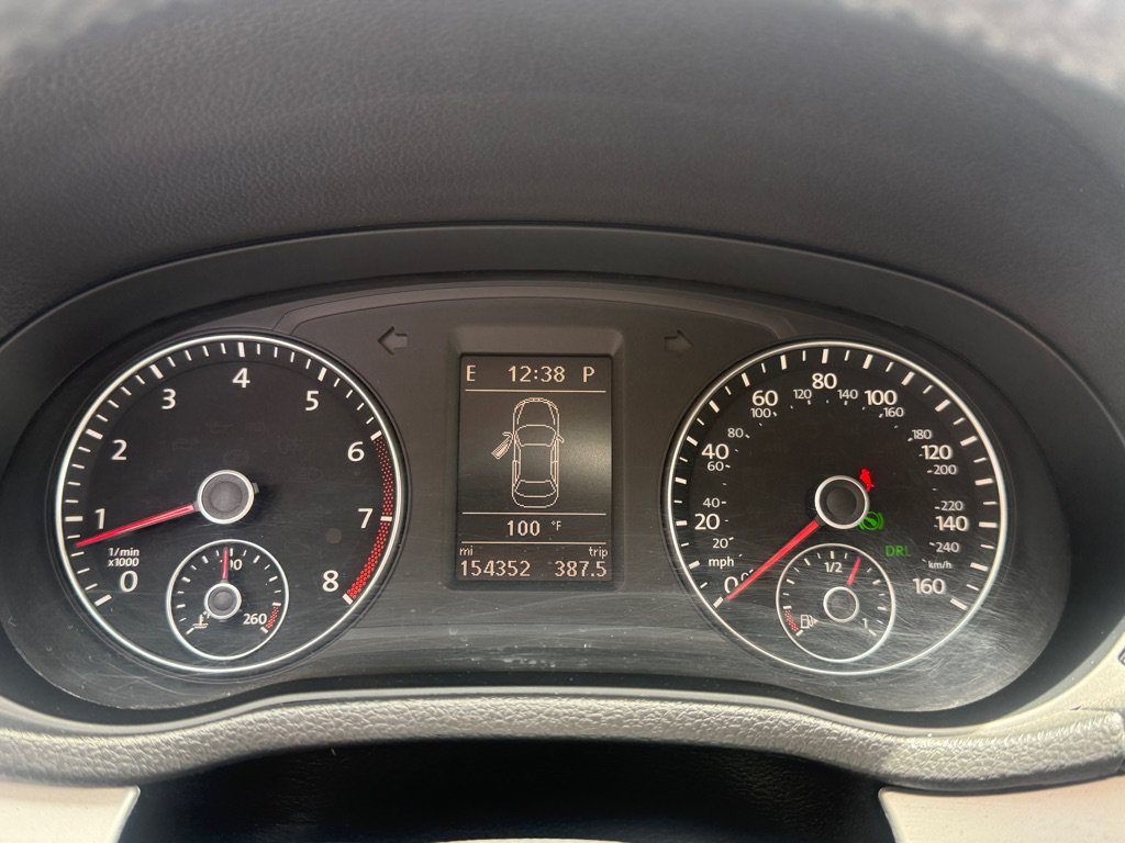 Used 2013 Volkswagen Passat 2.5 SE FWD image 12