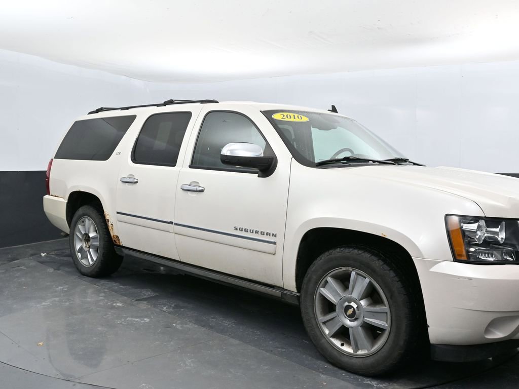 Used 2010 Chevrolet Suburban LTZ image 5