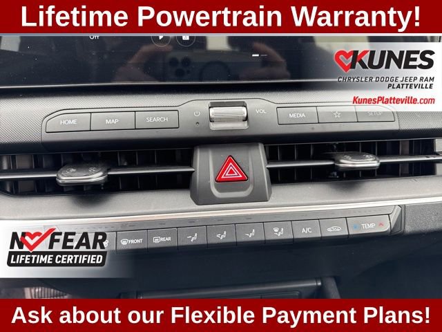 Used 2025 Kia K4 LXS image 24