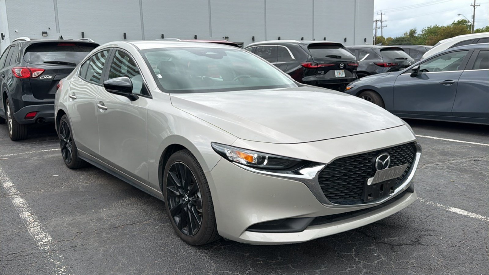 Used 2024 MAZDA MAZDA3 s FWD image 2