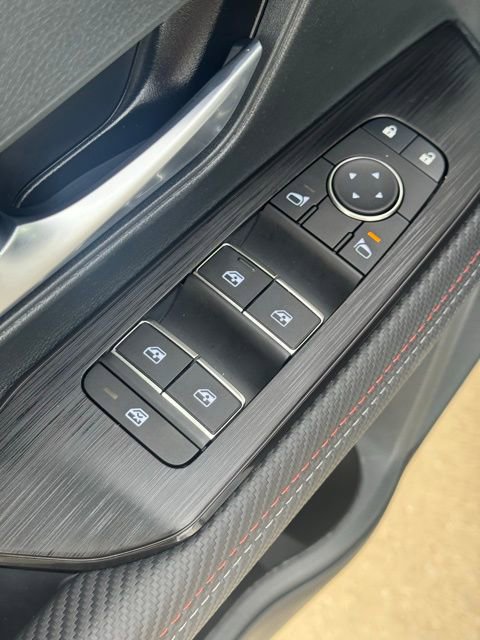 New 2025 Nissan Kicks SR w/ SR Premium Package image 15