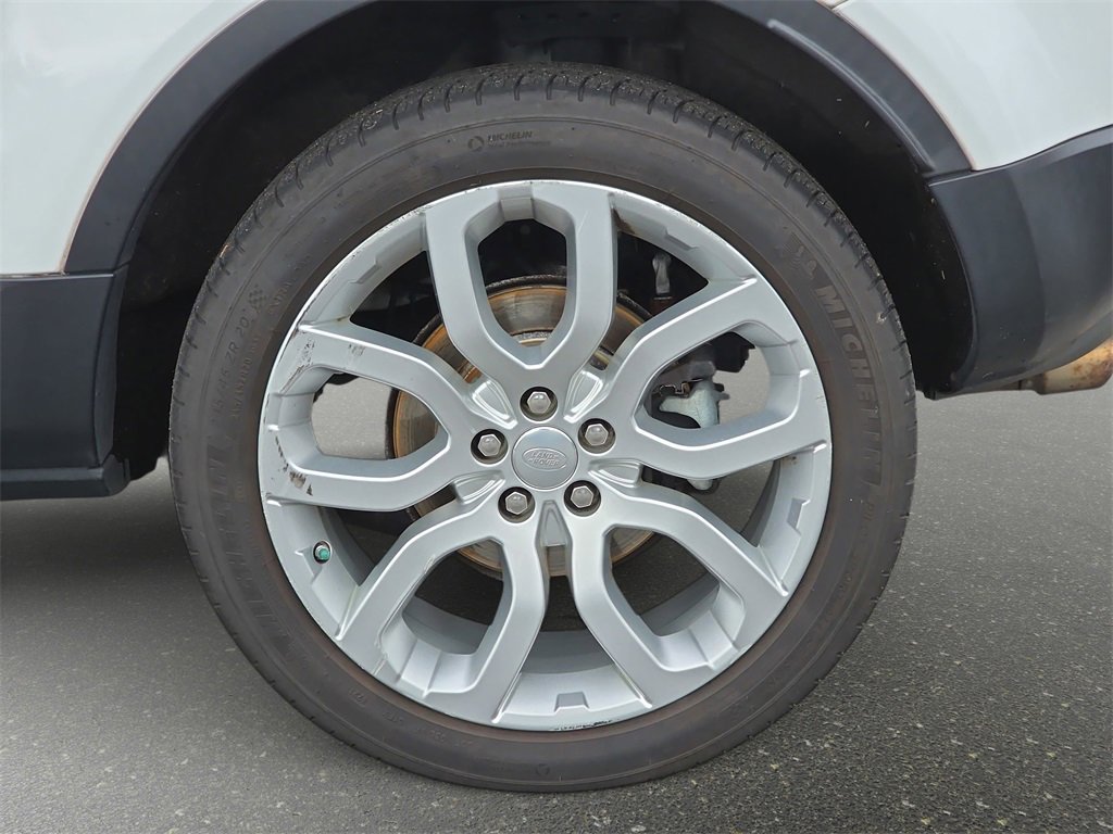 Used 2015 Land Rover Range Rover Evoque Pure Plus image 38