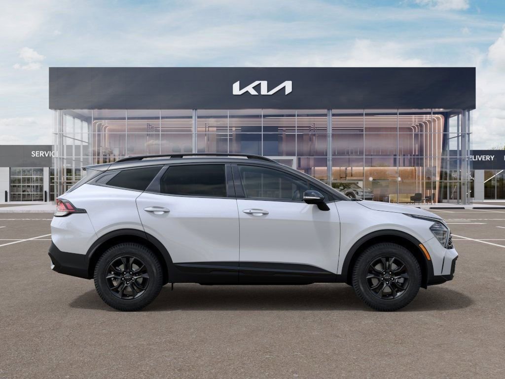 New 2025 Kia Sportage X-Pro image 2