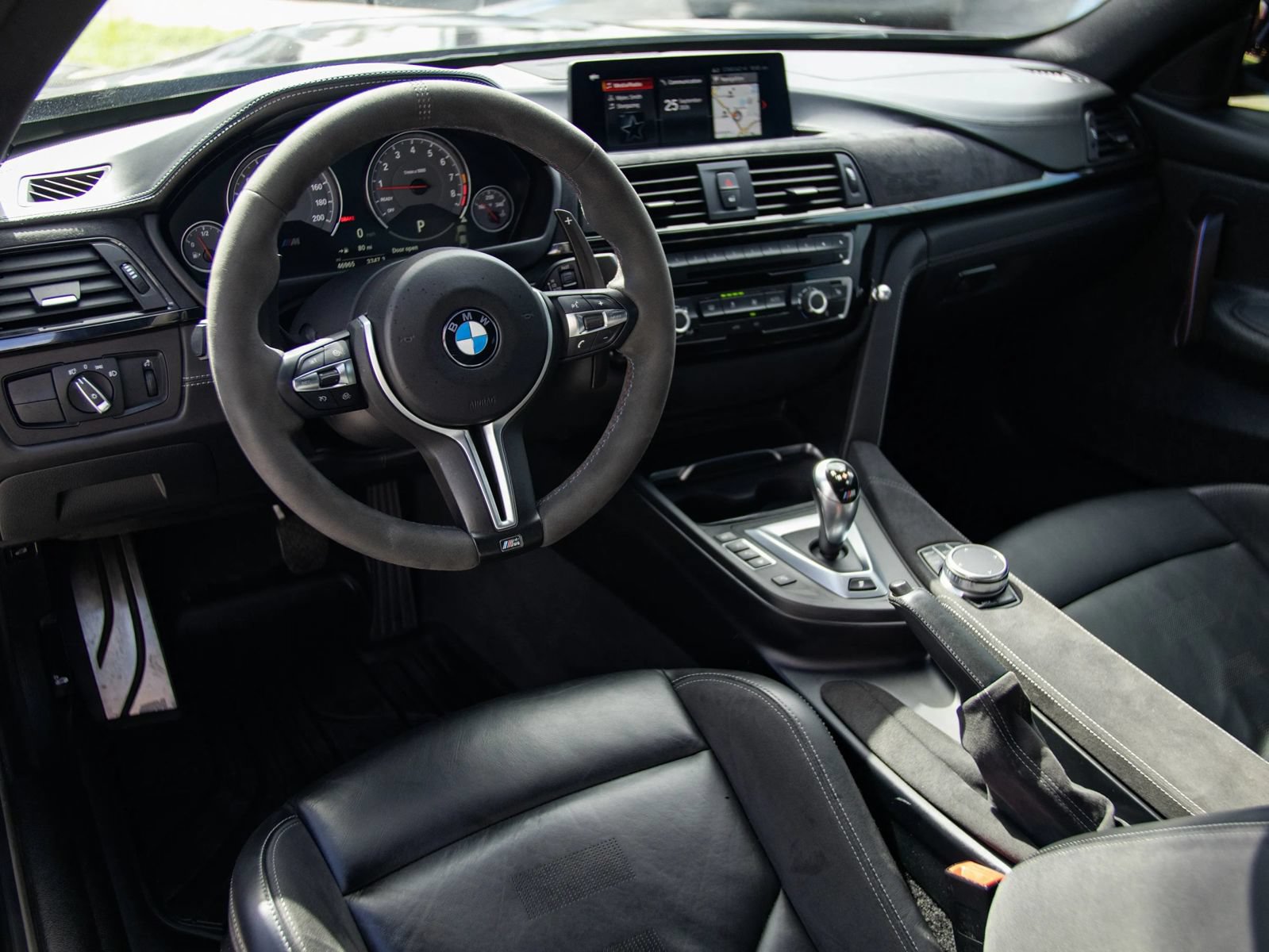 Used 2019 BMW M4 CS RWD image 27