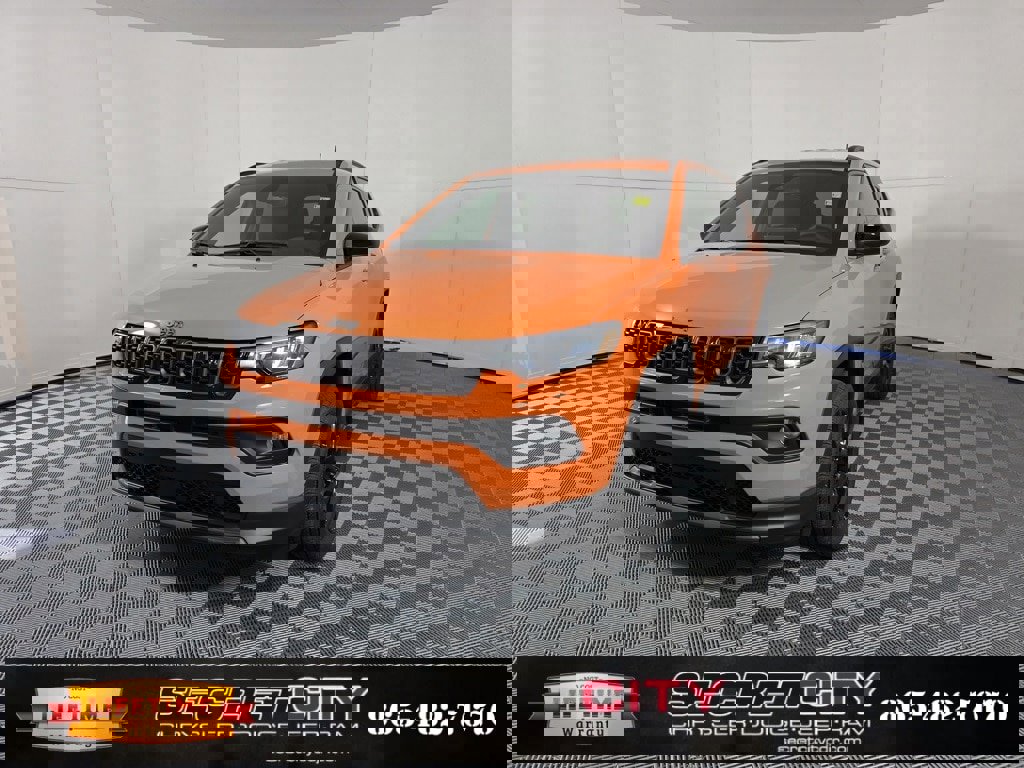 New 2026 Jeep Compass Latitude image 3