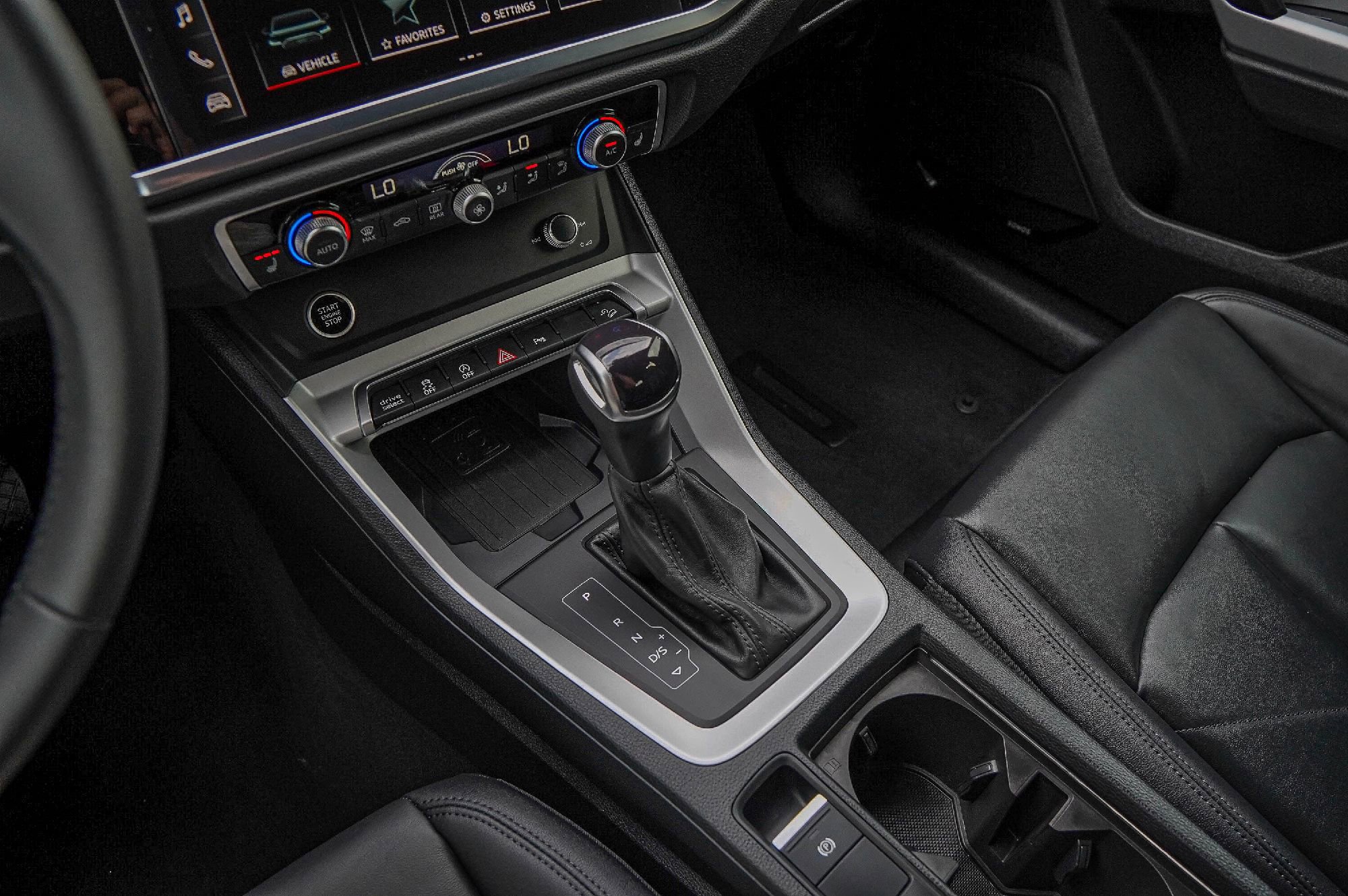 Certified 2025 Audi Q3 2.0T Premium Plus w/ Premium Plus Package image 16