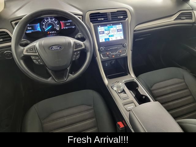 Used 2018 Ford Fusion SE w/ Fusion SE Technology Package FWD image 32