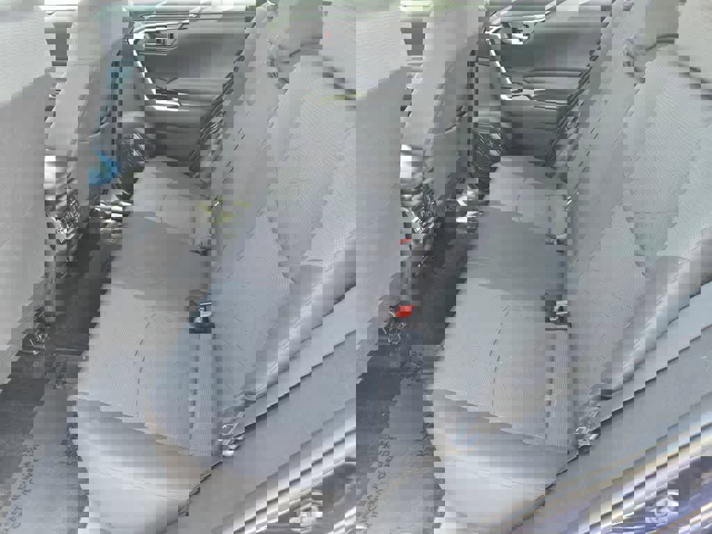 Used 2024 Toyota RAV4 XLE FWD image 12