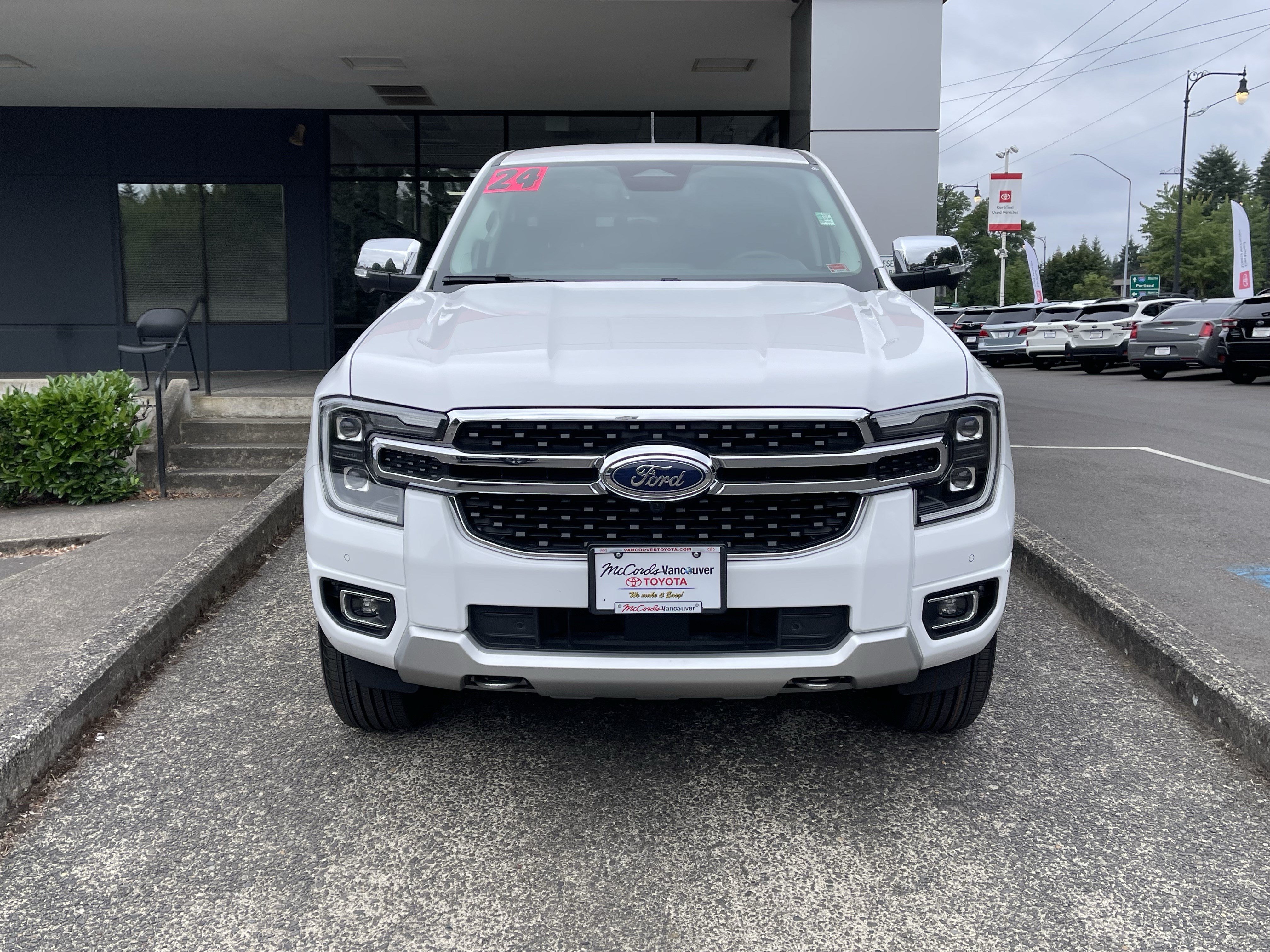 Used 2024 Ford Ranger Lariat w/ FX4 Off-Road Package AWD/4WD image 2