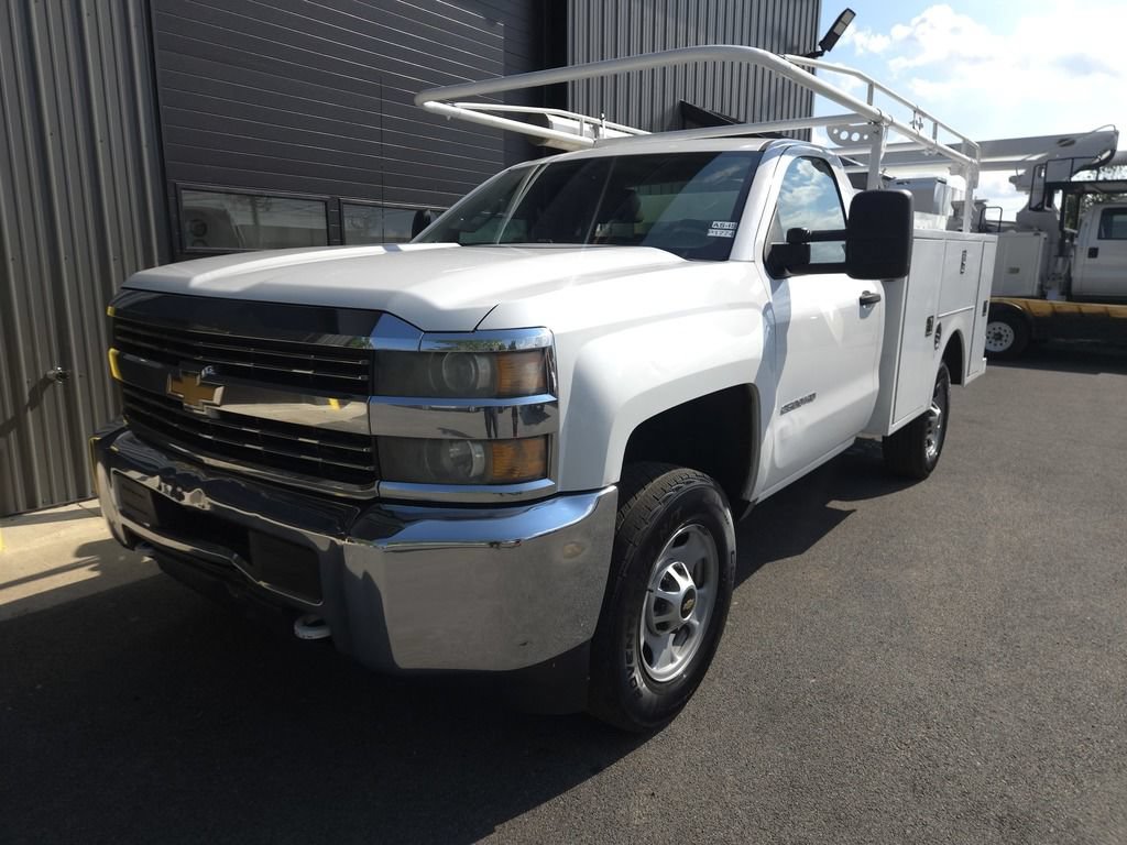 Used 2015 Chevrolet Silverado 2500 W/T RWD image 2