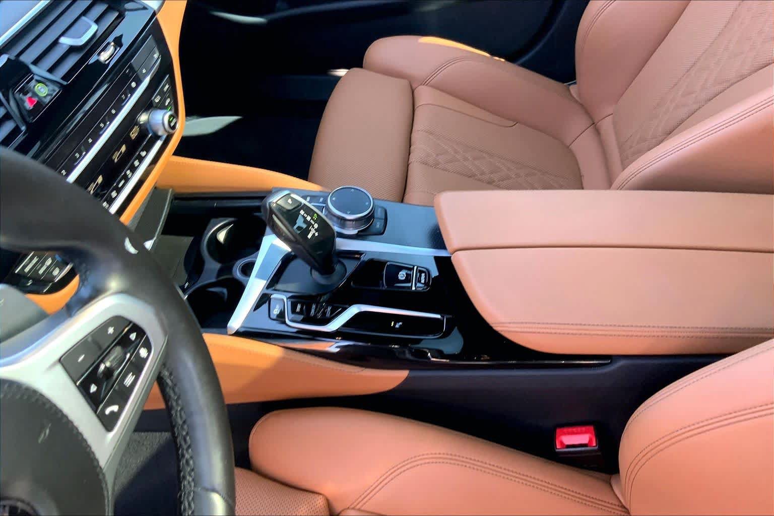 Used 2023 BMW 540i w/ M Sport Package RWD image 17