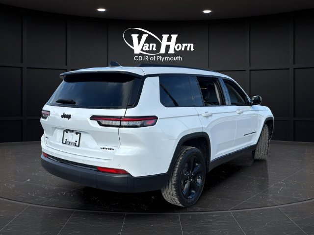 Used 2024 Jeep Grand Cherokee L Limited w/ Black Appearance Package AWD/4WD image 7