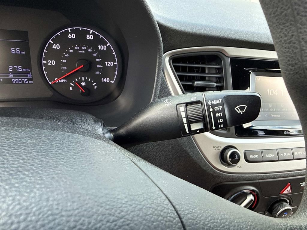 Used 2018 Hyundai Accent SE FWD image 35