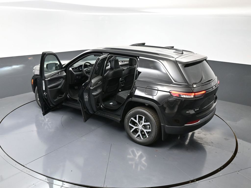 New 2025 Jeep Grand Cherokee Limited w/ Trailer Tow Package image 58