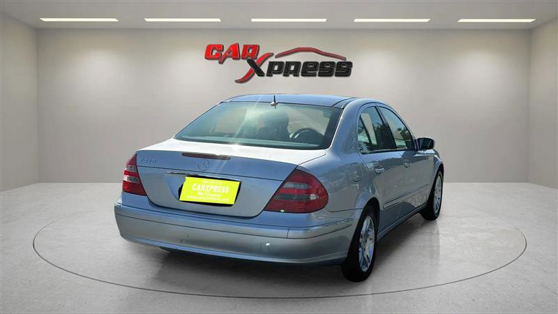 Used 2004 Mercedes-Benz E 320 Sedan image 7