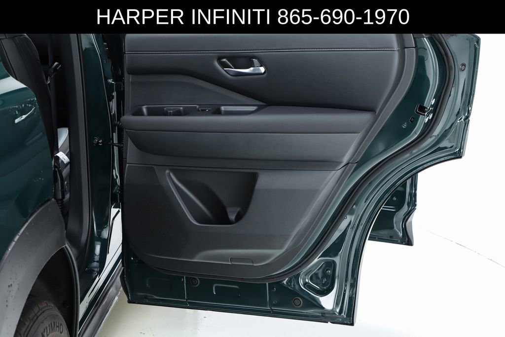 Used 2025 Nissan Pathfinder SL image 69