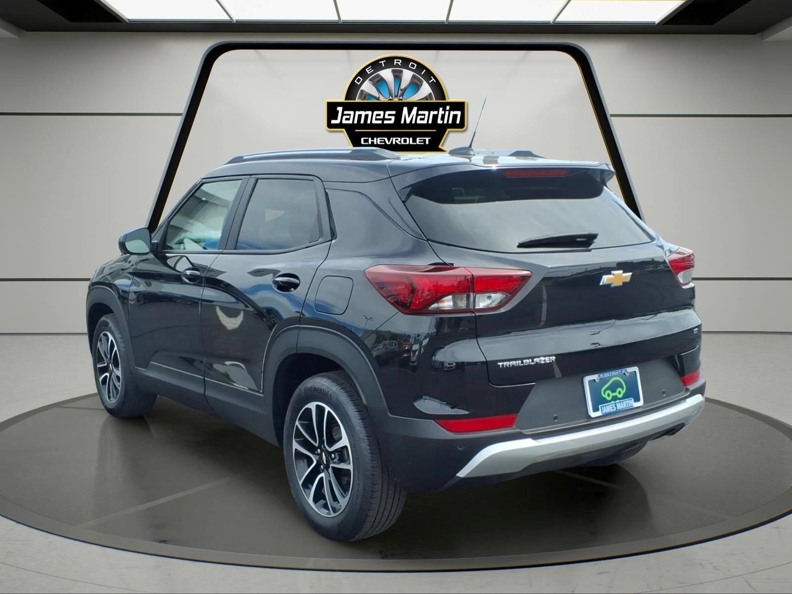 Certified 2024 Chevrolet TrailBlazer LT w/ Driver Confidence Package FWD image 6