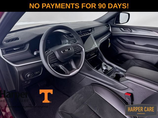 New 2025 Jeep Grand Cherokee Altitude image 11