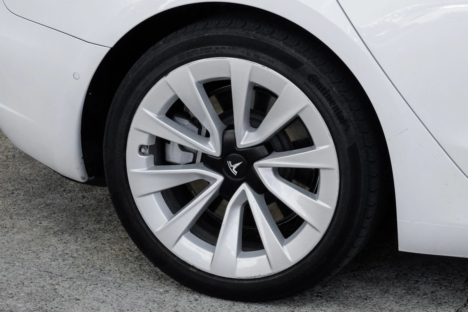 Used 2022 Tesla Model 3 Long Range AWD/4WD image 53