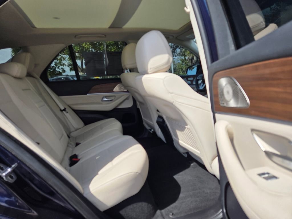 Used 2022 Mercedes-Benz GLE 350 4MATIC image 17