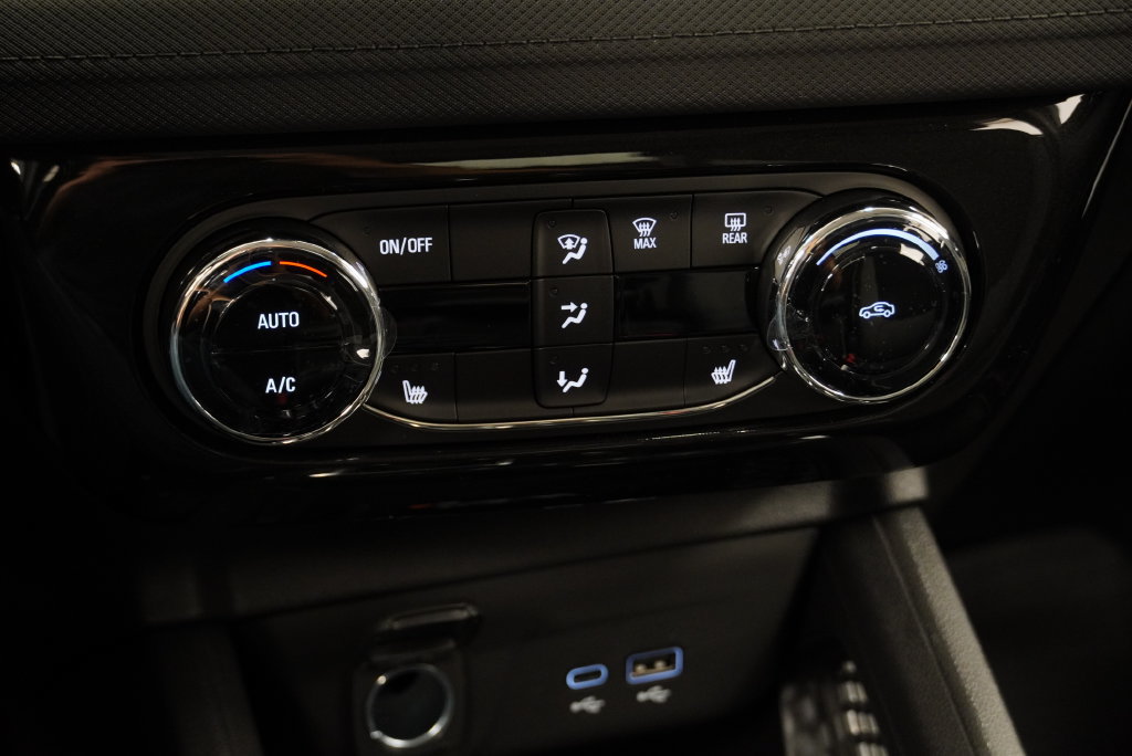 New 2026 Chevrolet TrailBlazer LT w/ Convenience Package AWD/4WD image 26