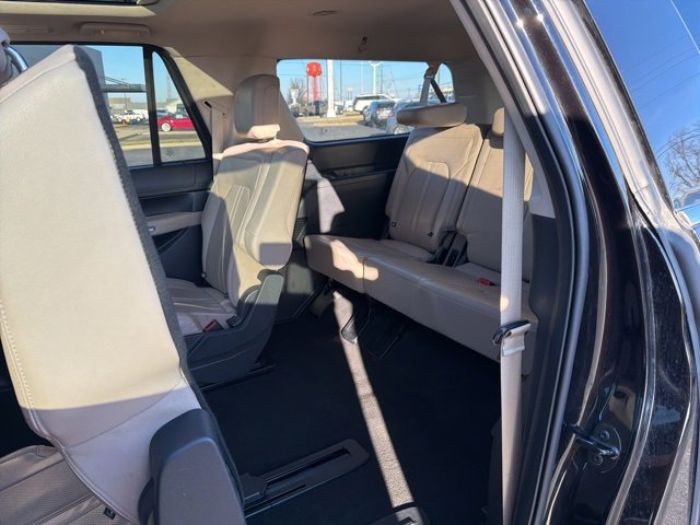Used 2024 Ford Expedition Max Limited image 31