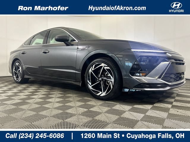 Certified 2025 Hyundai Sonata SEL FWD image 1