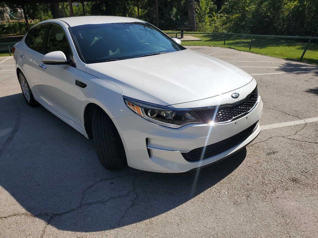 Used 2018 Kia Optima LX w/ Convenience Package image 1