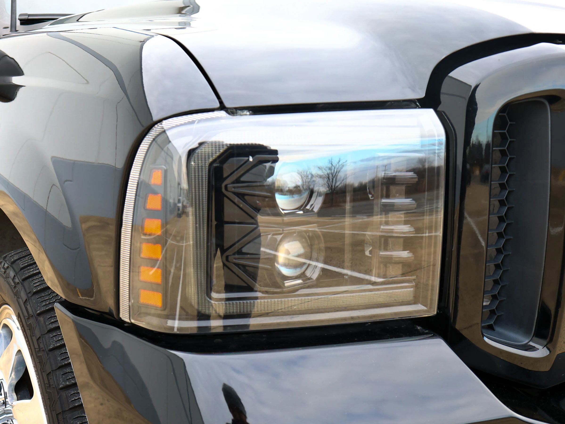 Used 2003 Ford F350 XLT image 24