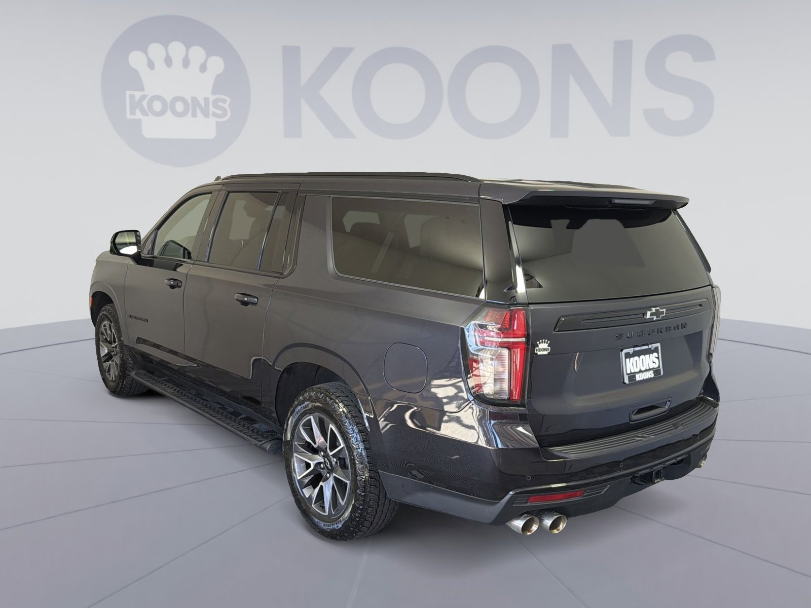 Used 2024 Chevrolet Suburban Z71 w/ Off-Road Capability Package image 4