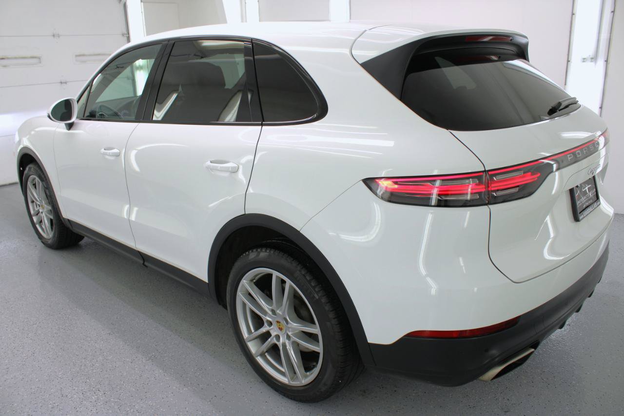 Used 2020 Porsche Cayenne AWD/4WD image 5