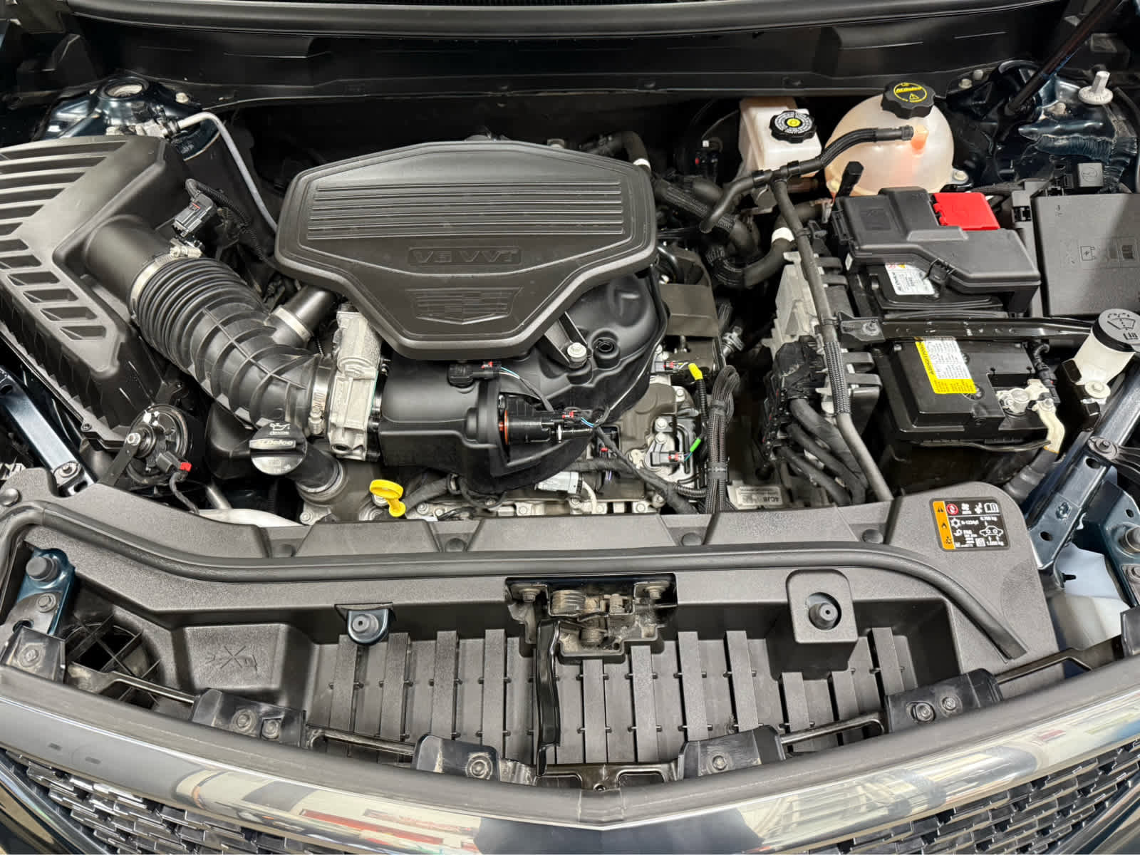 Used 2024 Cadillac XT5 Premium Luxury w/ LPO, Floor Liner Package AWD/4WD image 31