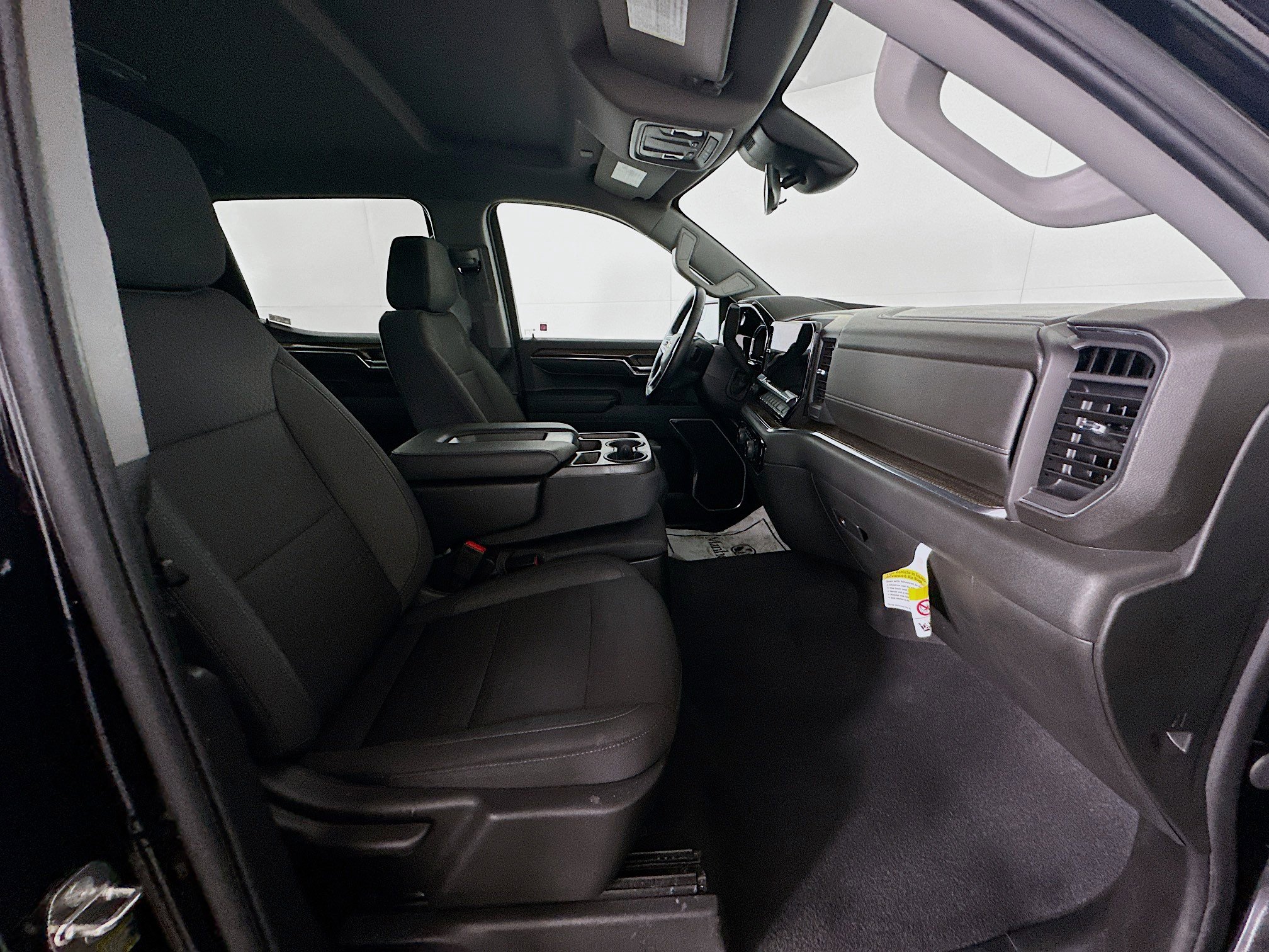 Used 2024 Chevrolet Silverado 1500 LT image 31