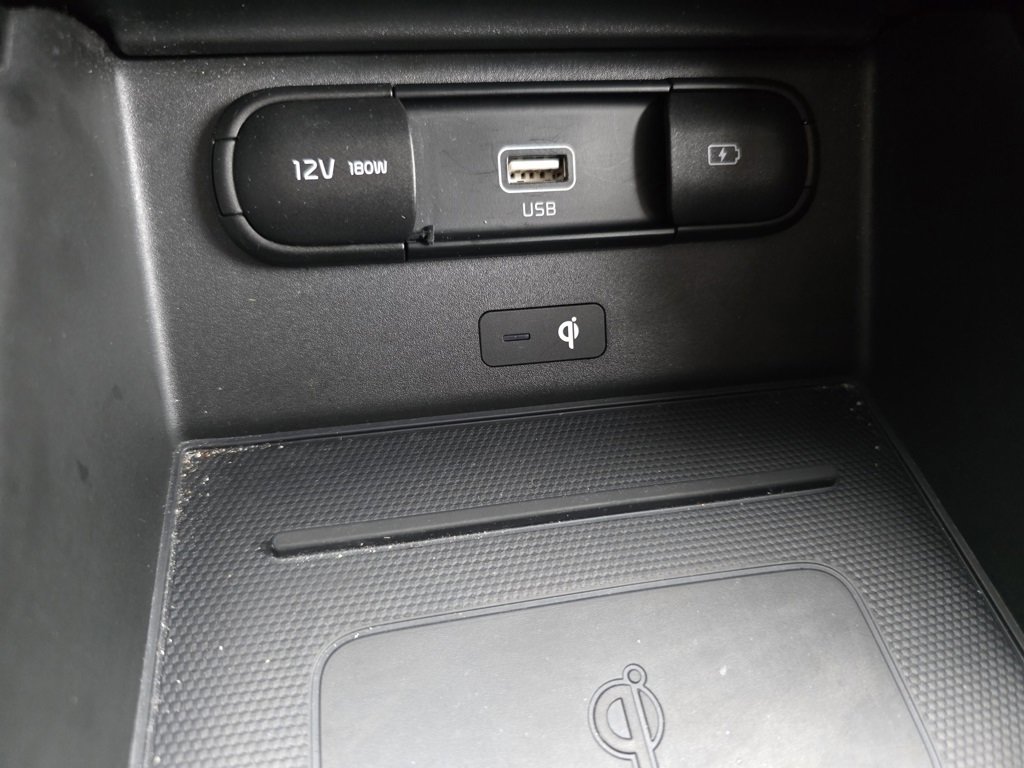 Used 2022 Kia Telluride SX w/ SX Prestige Package image 37