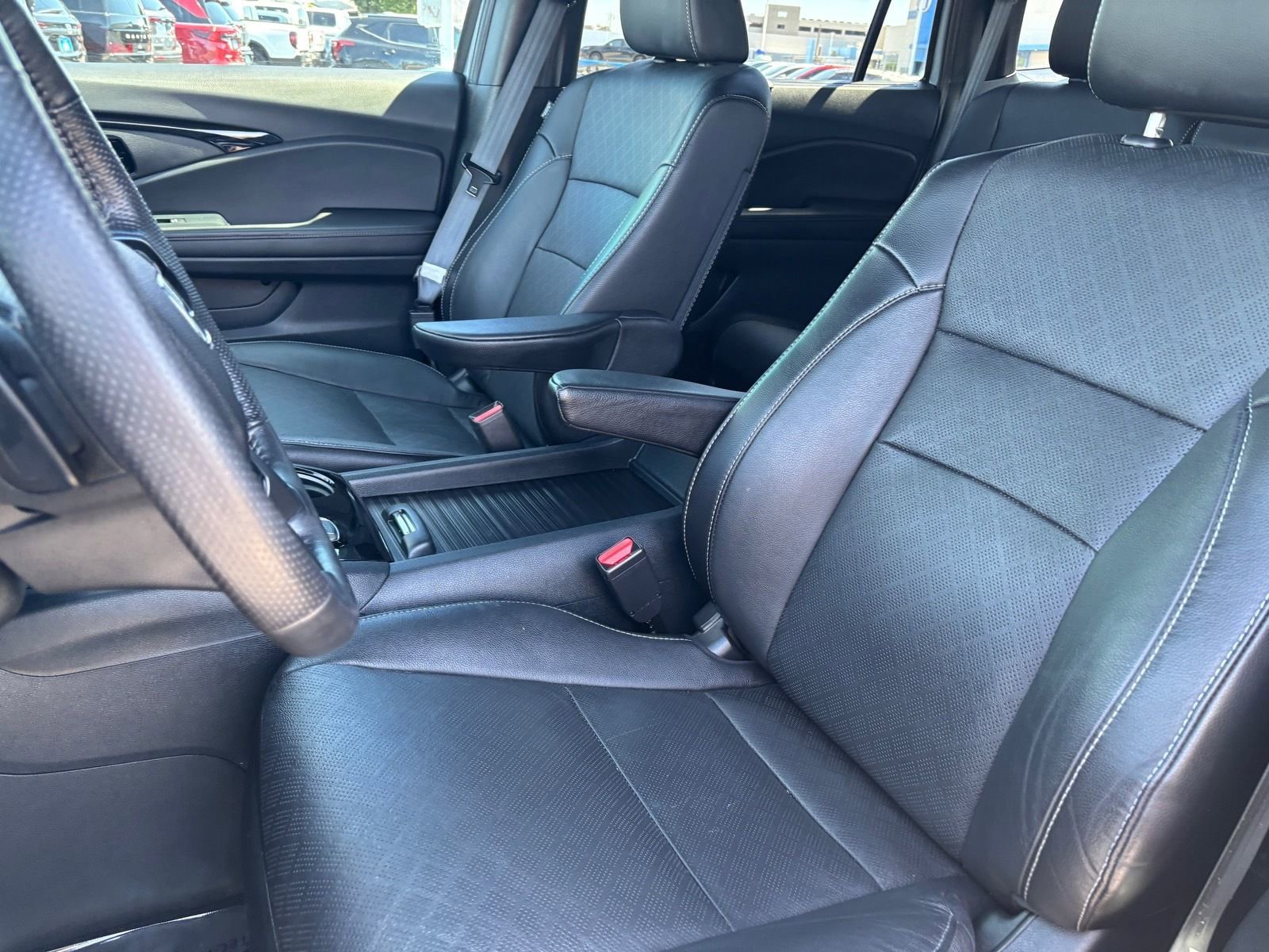 Used 2023 Honda Passport Elite image 22