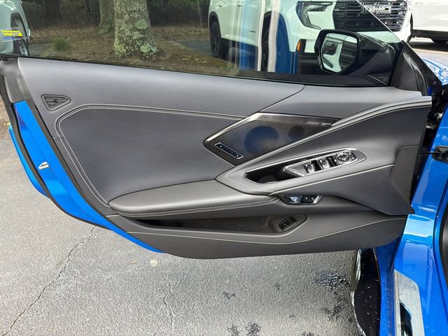 Used 2024 Chevrolet Corvette Z06 RWD image 10