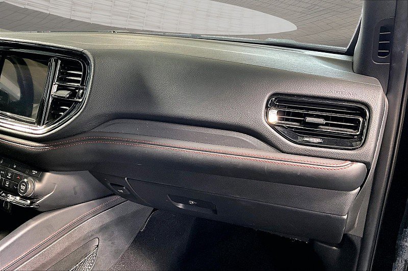 Used 2023 Dodge Durango GT image 30