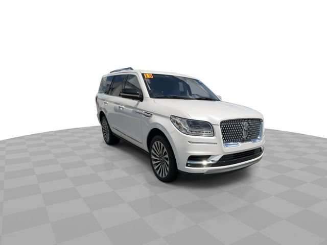 Used 2019 Lincoln Navigator Reserve AWD/4WD image 2
