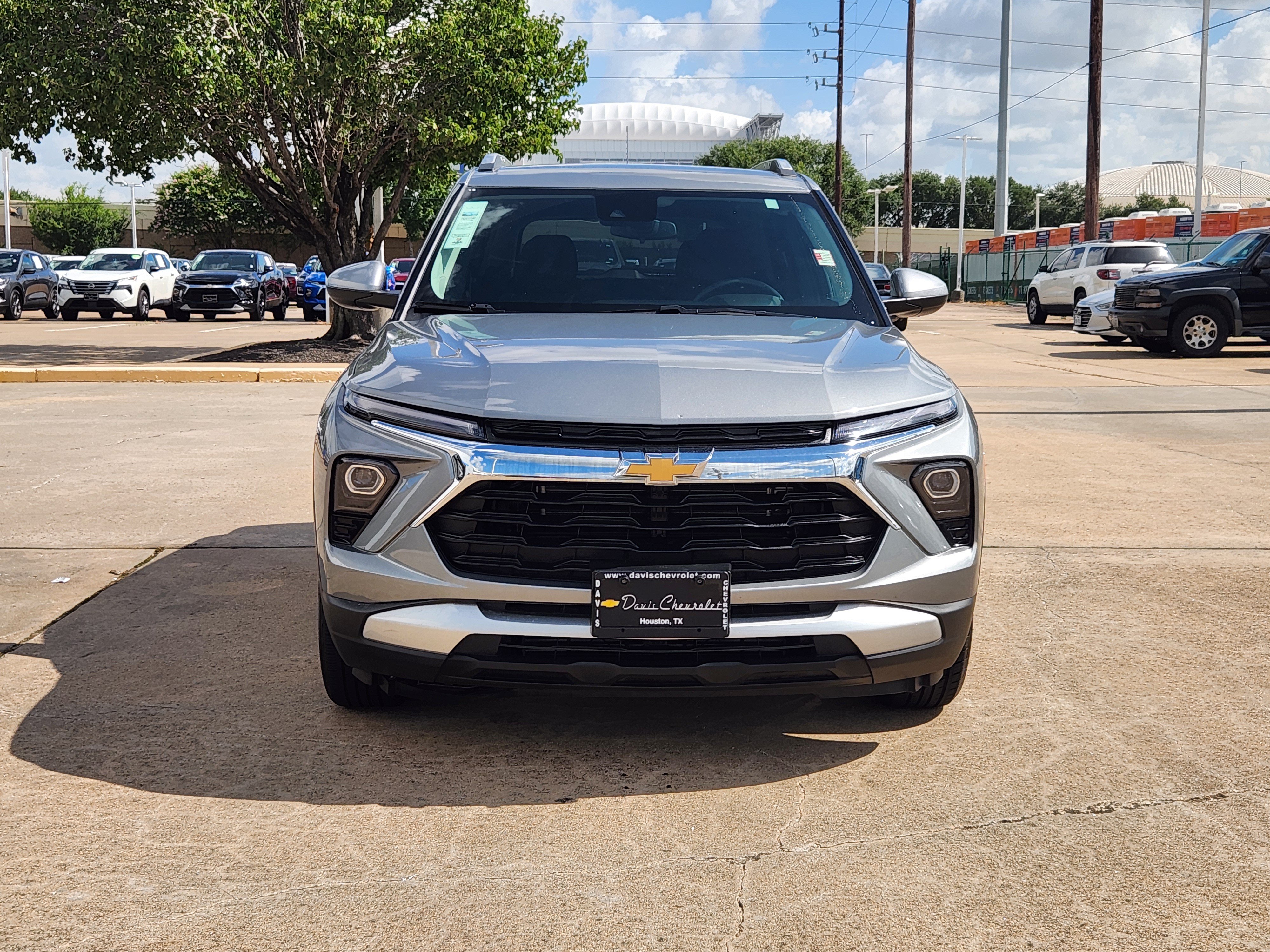 Used 2024 Chevrolet TrailBlazer LT FWD image 3